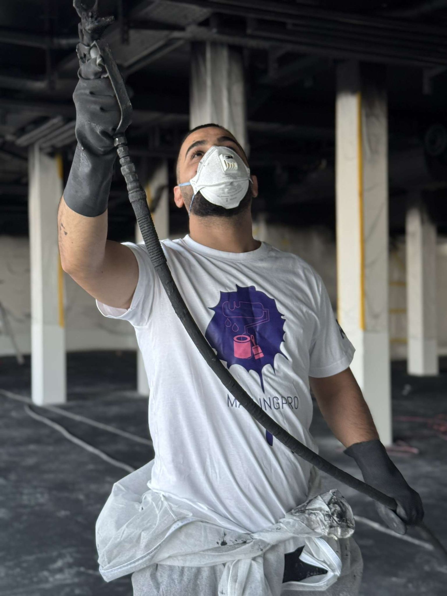 Professionel Maler i Aktion